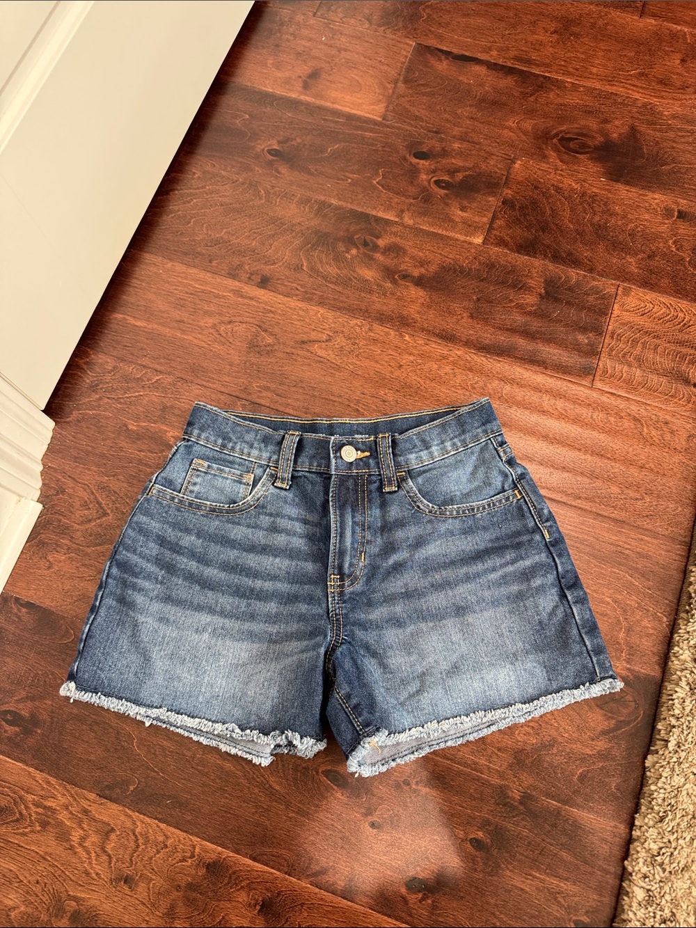 Old Navy Dark Wash Girl’s Jean Shorts Denim Adjustable Waist, size 12